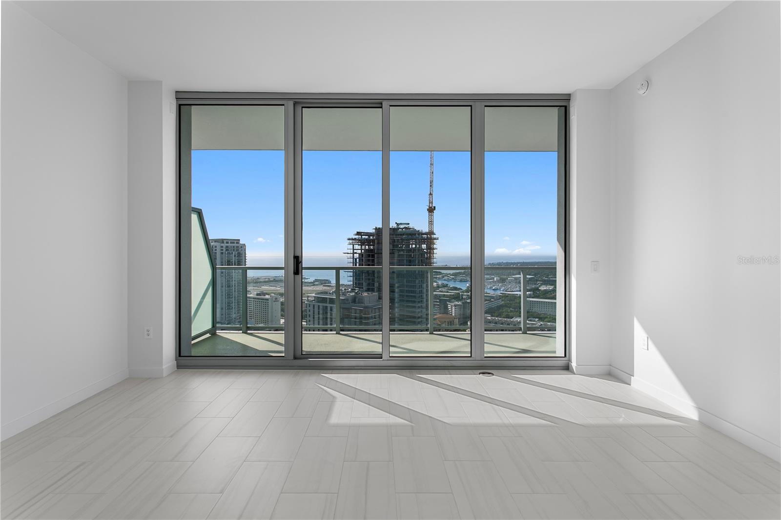 CONDO RESIDENCES AT 400 CENTRAL - Residential