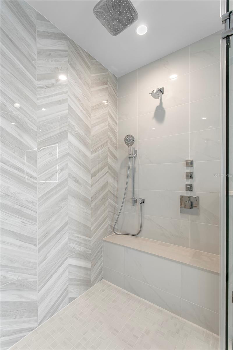 CONDO RESIDENCES AT 400 CENTRAL - Residential