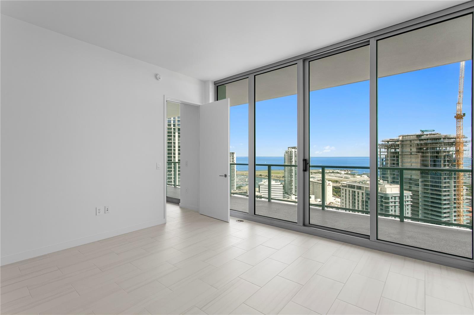 CONDO RESIDENCES AT 400 CENTRAL - Residential