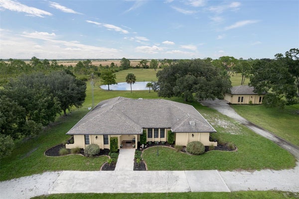 17800 WOOD PATH CT, PUNTA GORDA, FL 33982 - Image 423b5e8aca2d3a01463ec72fb1d4e0a8/2892581585