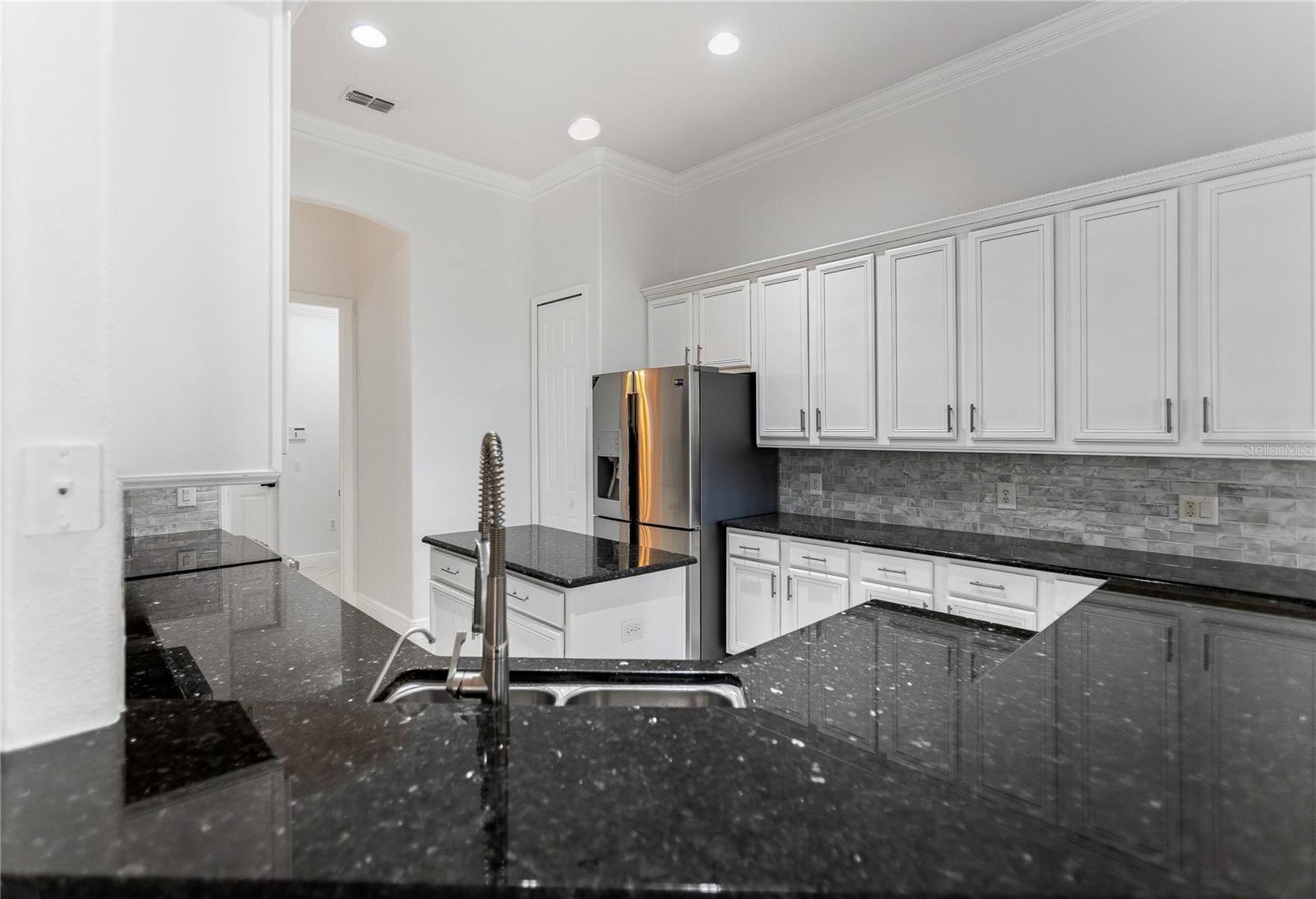 BELLALAGO PH 3M - Residential