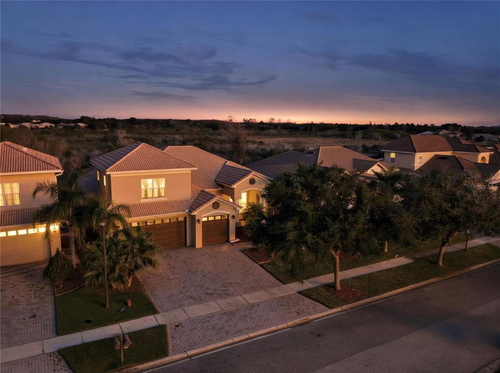 Photo of 3540 Valleyview Drive, Kissimmee, FL 34746 (MLS # S5143932)