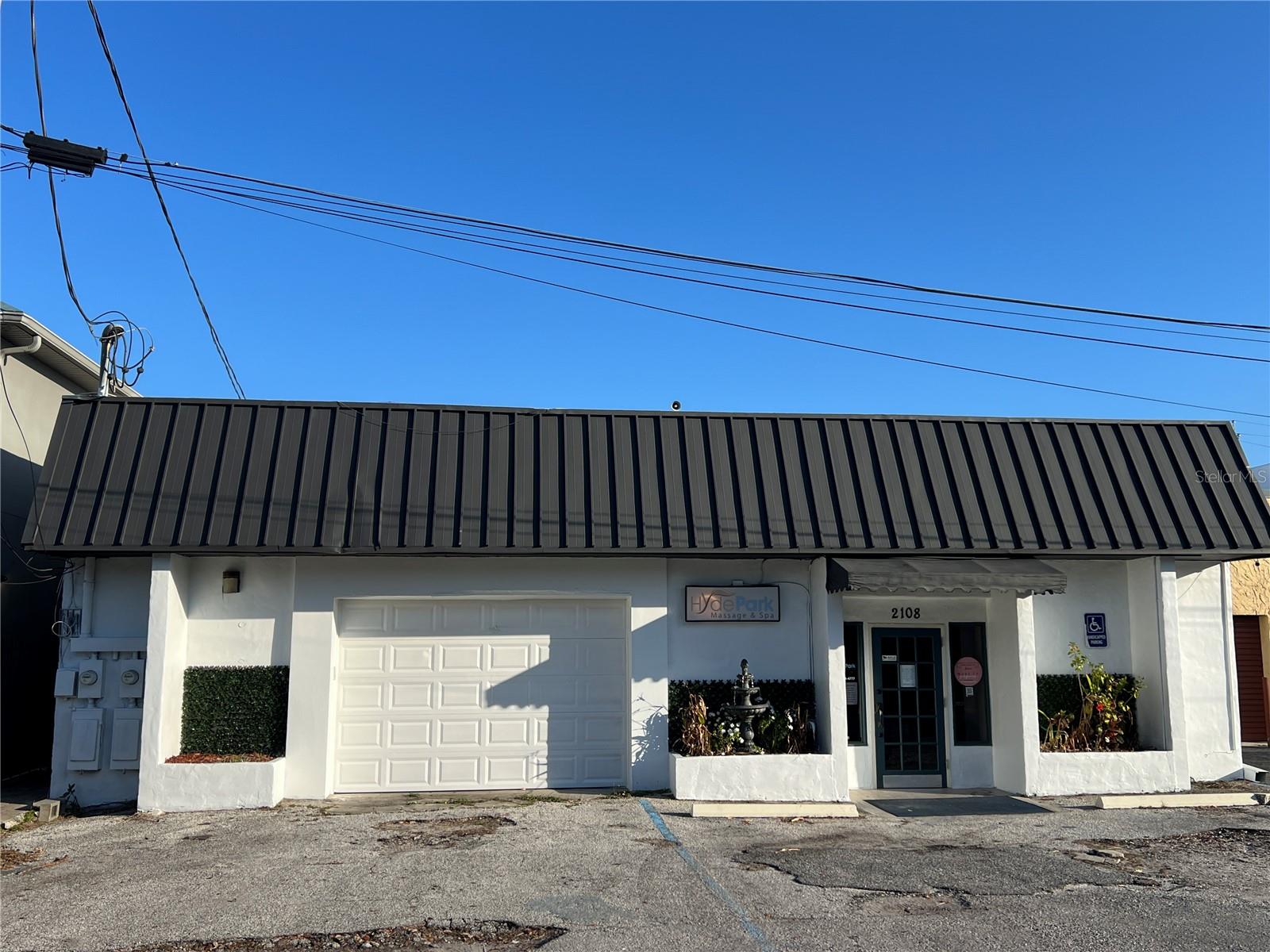 This prime 4,560 SF South Tampa retail location is now available for lease. The building consists of two suites (2,280 SF each) which can be leased individually or together. Suite 2108 is currently built out for a massage therapy studio and features a large waiting and reception area with room to accommodate 6-8 guests comfortably with another lounge area to the opposite end of the space. There is a central corridor which leads to 8 treatment rooms, a break room, restrooms, and a laundry room.
Suite 2110 is a 2,280 SF open floor plan. The space features high ceilings with wood trusses and an exposed brick wall. The owner plans to install storefront glass at both ends of the space, offering abundant natural light and creating the opportunity for the perfect specialty retail showroom or creative work space. The building offers itself to a wide variety of potential users who wish to benefit from the outstanding visibility and proximity to Downtown, University of Tampa, and the Soho / Hyde Park markets. Plans are already approved and in place for construction of over 200 luxury apartments directly across the street which will bring additional activity and expand the already robust customer base in this highly sought after South Tampa market. Parking ratio: 4/1000
Estimated CAM: $6.50
* Additional photos available in the "spaces" page of the property webpage
** Owner will amortize tenant improvements for qualified tenants
Located in Tampa just south of I-275 and north of the Selmon Expressway, offering easy access to surrounding areas including downtown.
LEASE:
Suite 2108 - 2,280 SF - $34.50 sf/yr + CAM: $6.50 - Initial estimated monthly rent: $7,790 (includes base rate + CAM: $6.50) plus applicable sales tax
Suite 2110 - Suite 2110 - 2,280 SF - Negotiable rate pending tenant's build-out requirements
* Also Available for Sale