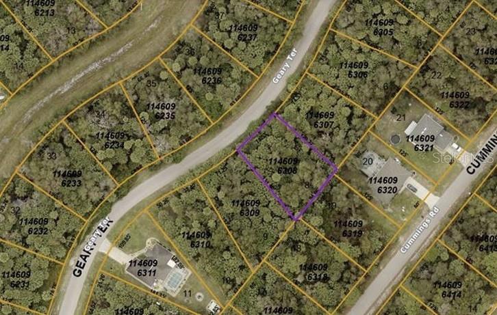 North Port is one of the fastet growing cities on Southwest of Florida. This location is minutes away from Warm Mineral Spring, great schools, shops, restaurants and great health care. There is something here for everyone! Get your slice of paradise in southwest Florida!