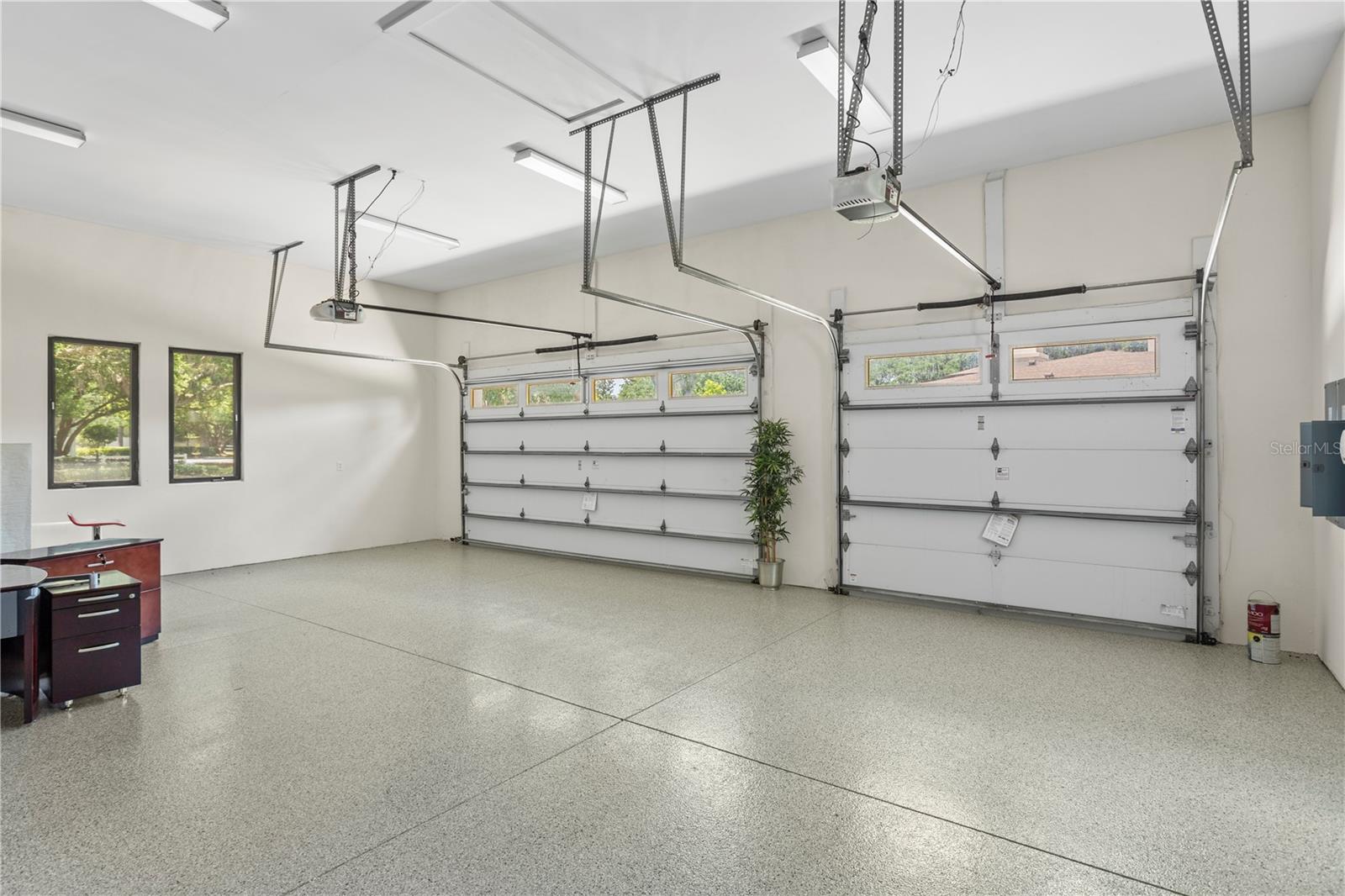 KEYSTONE SHORES ESTATES - Residential