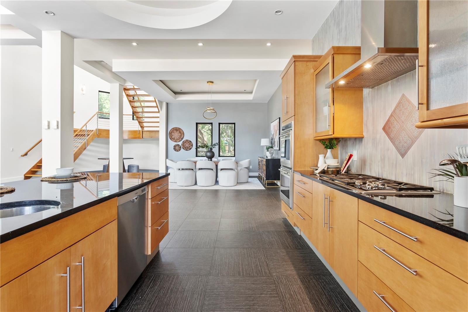 KEYSTONE SHORES ESTATES - Residential