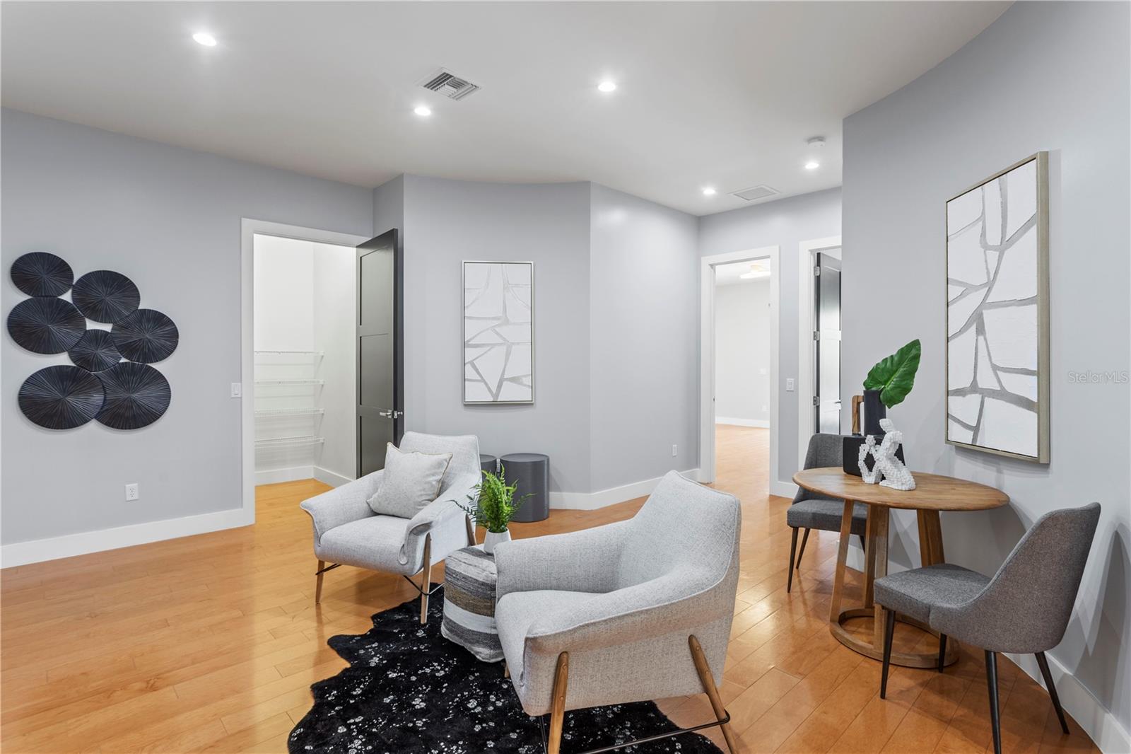 KEYSTONE SHORES ESTATES - Residential