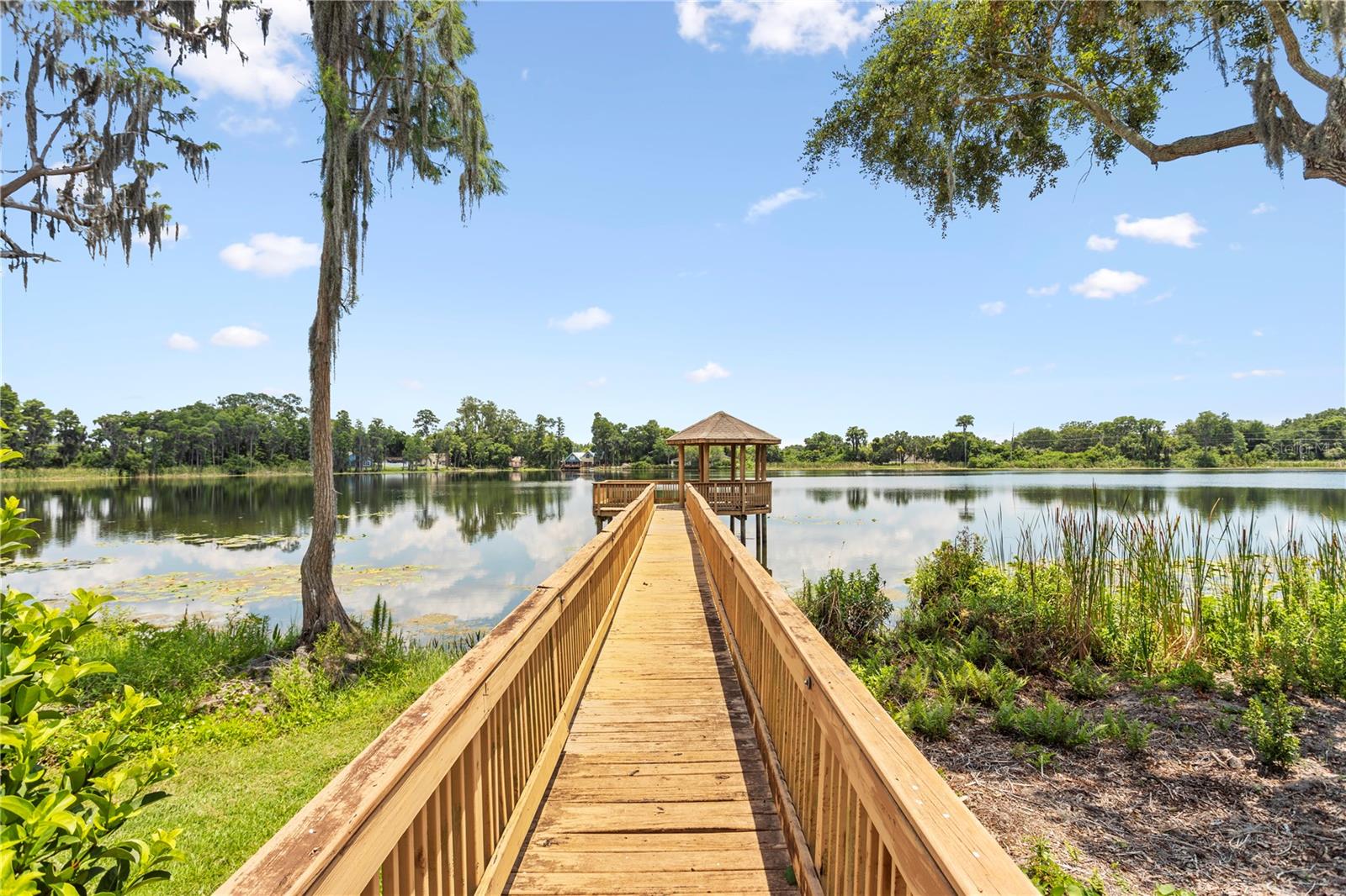 KEYSTONE SHORES ESTATES - Residential