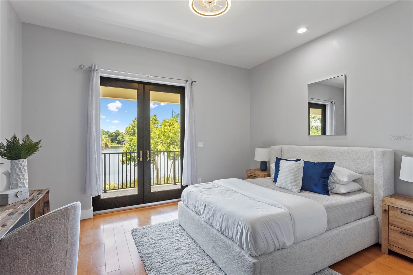 KEYSTONE SHORES ESTATES - Residential