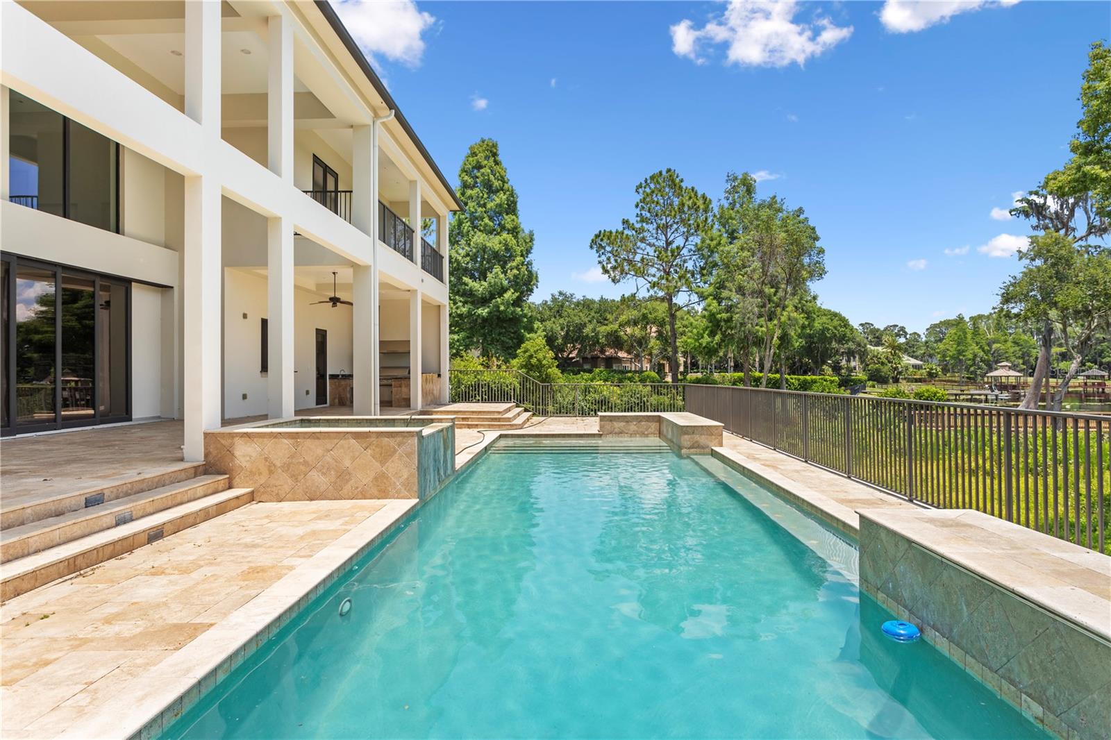 KEYSTONE SHORES ESTATES - Residential