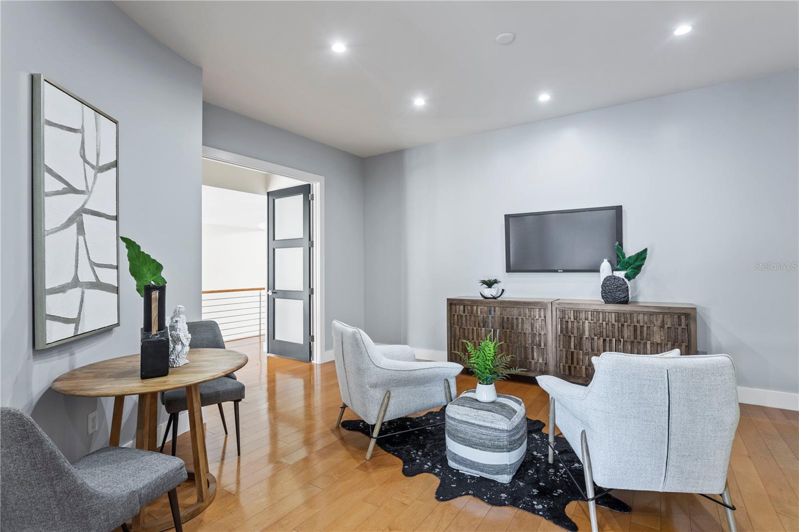 KEYSTONE SHORES ESTATES - Residential