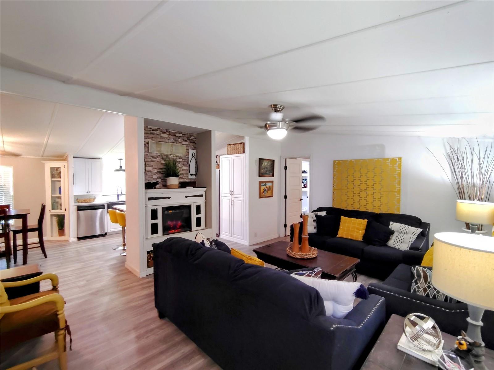 RIVERS EDGE ESTATES - Residential