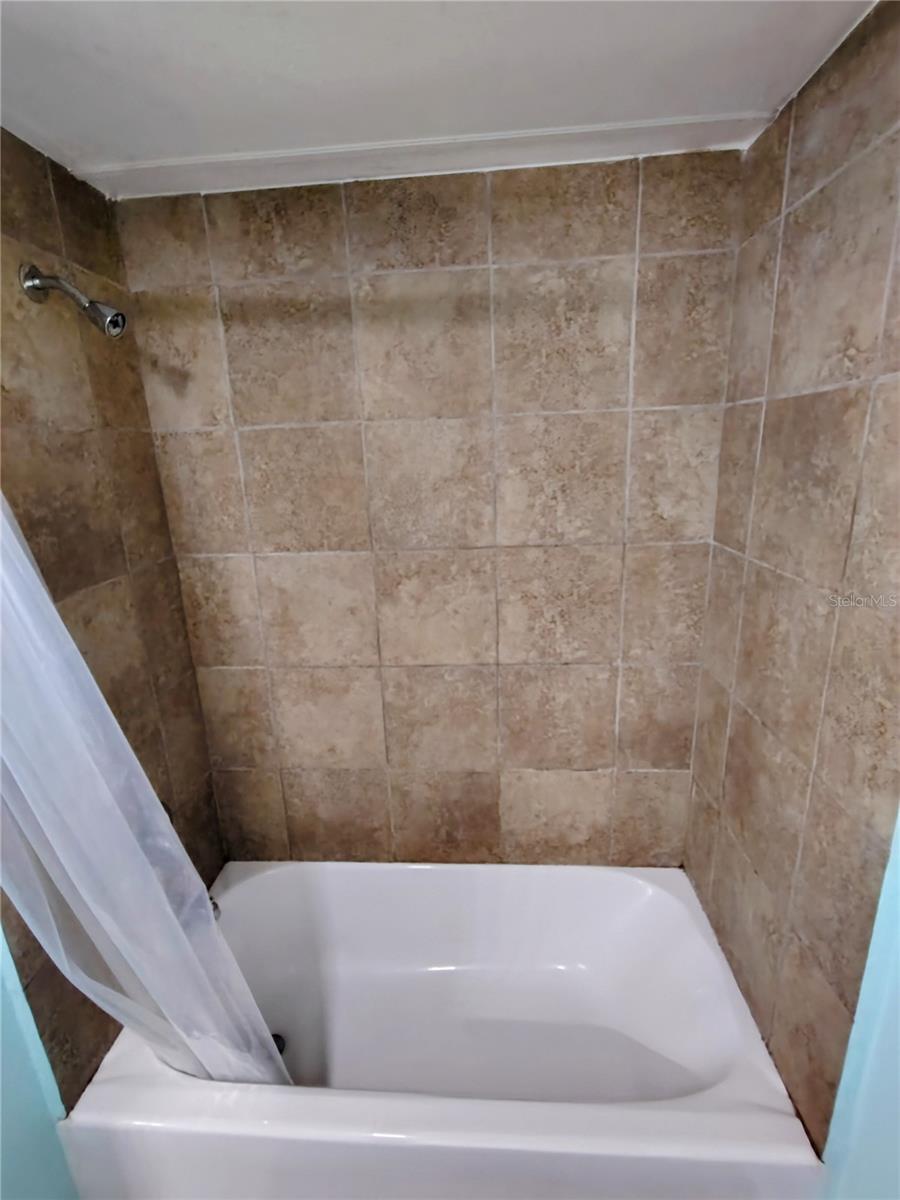 RIVERS EDGE ESTATES - Residential