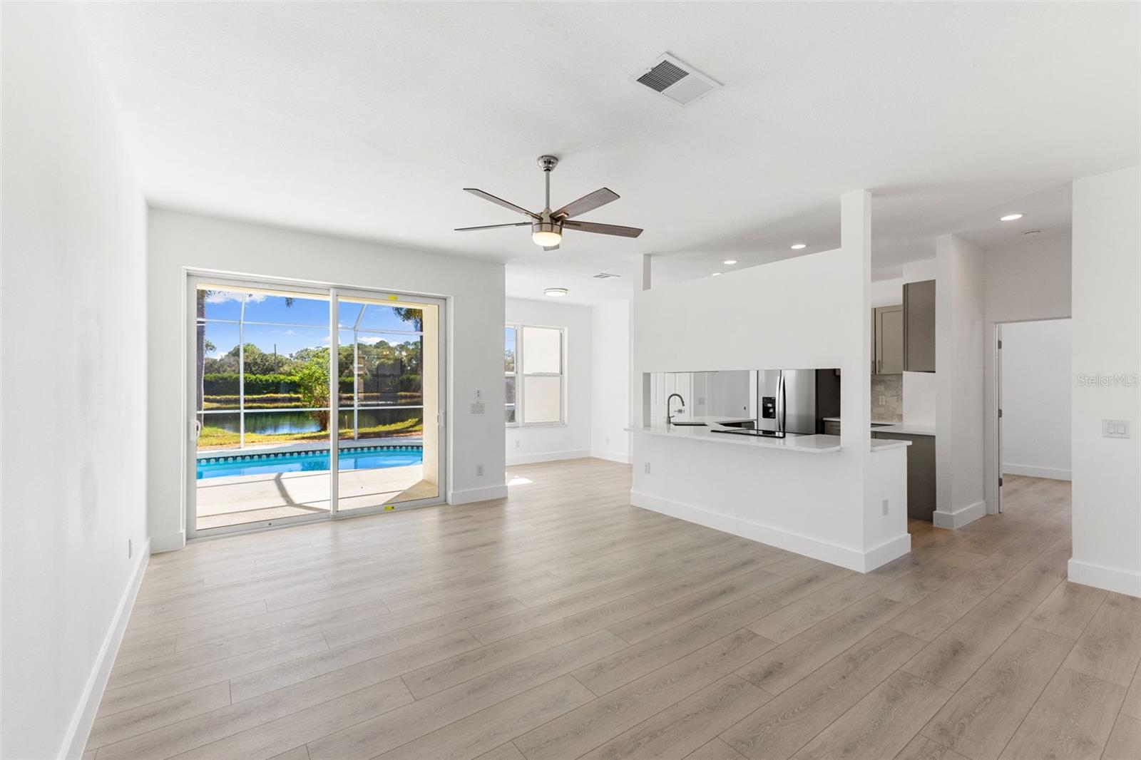 WELLINGTON CHASE - Residential