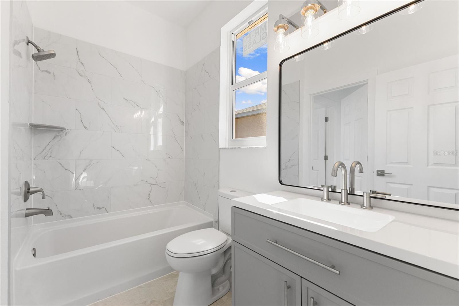 WELLINGTON CHASE - Residential