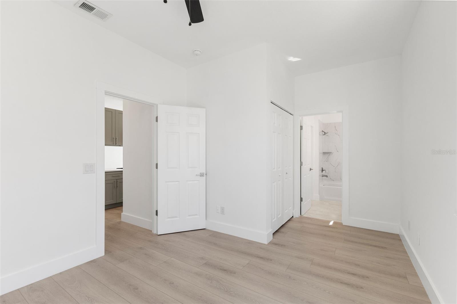 WELLINGTON CHASE - Residential