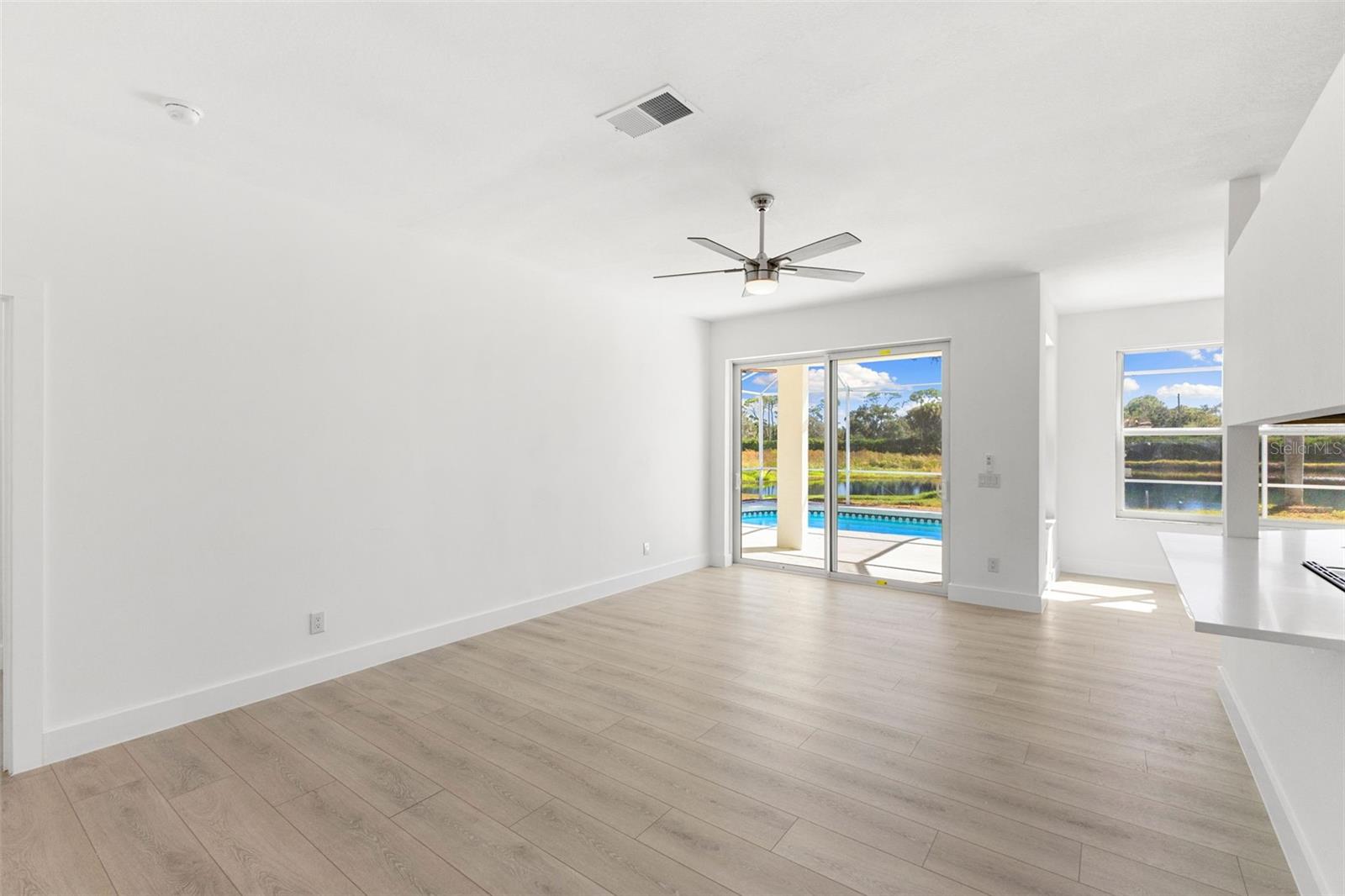 WELLINGTON CHASE - Residential
