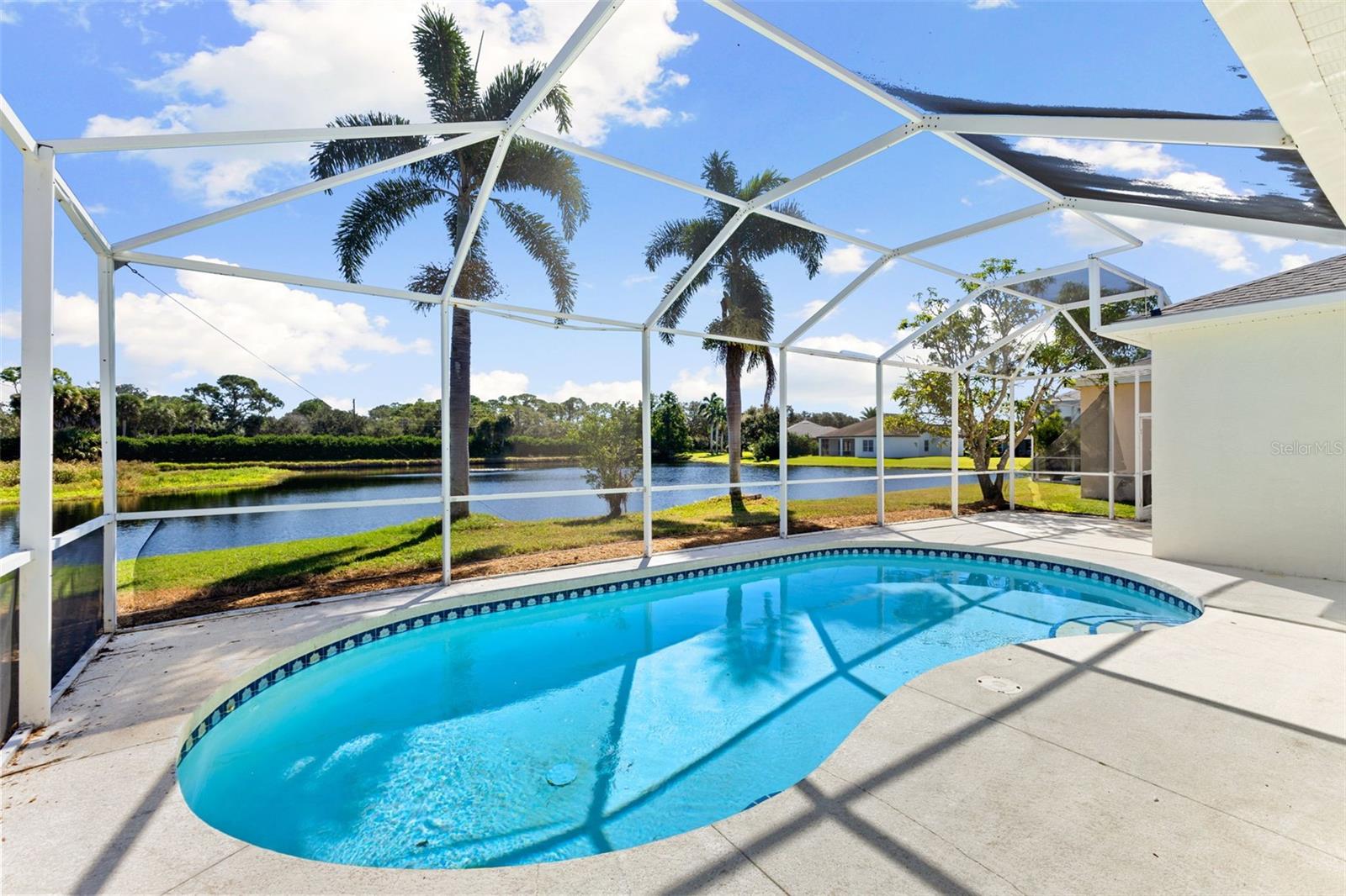 WELLINGTON CHASE - Residential