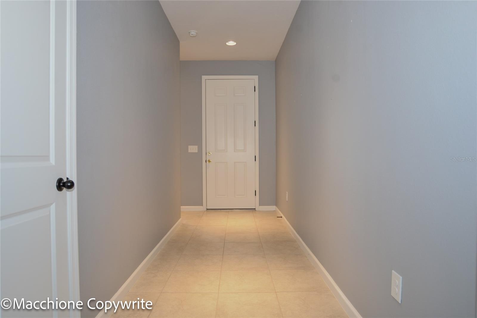 LAKE SMART POINTE - Residential