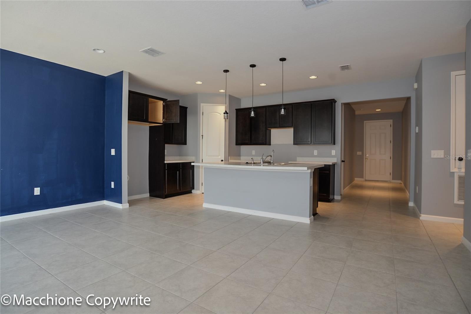 LAKE SMART POINTE - Residential
