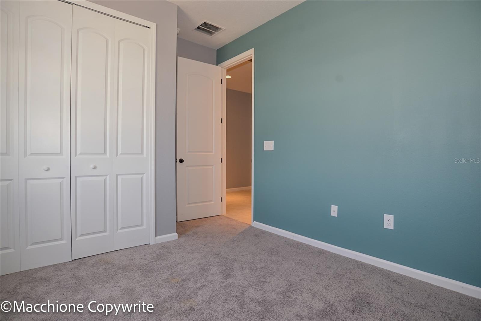 LAKE SMART POINTE - Residential