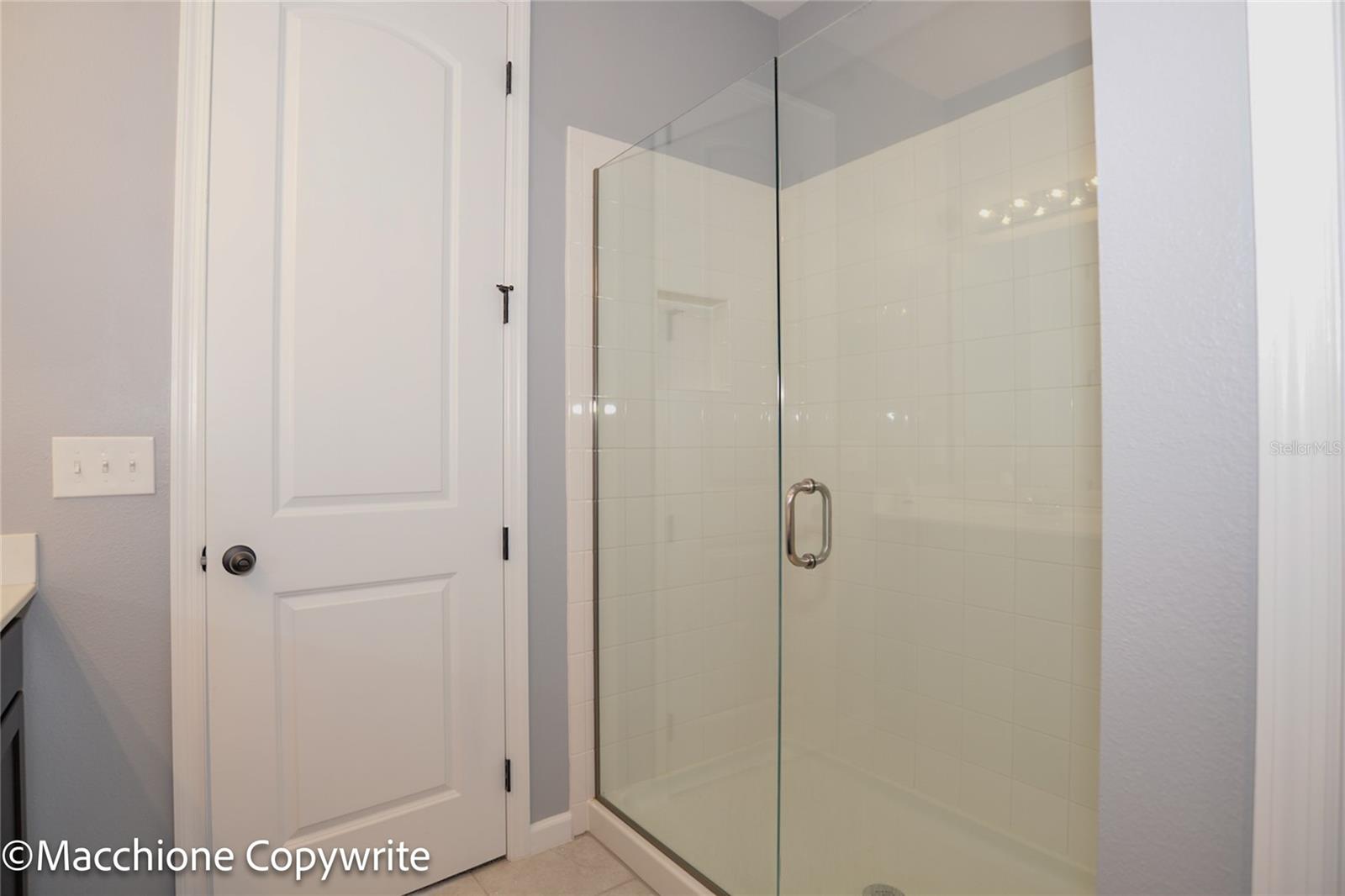 LAKE SMART POINTE - Residential