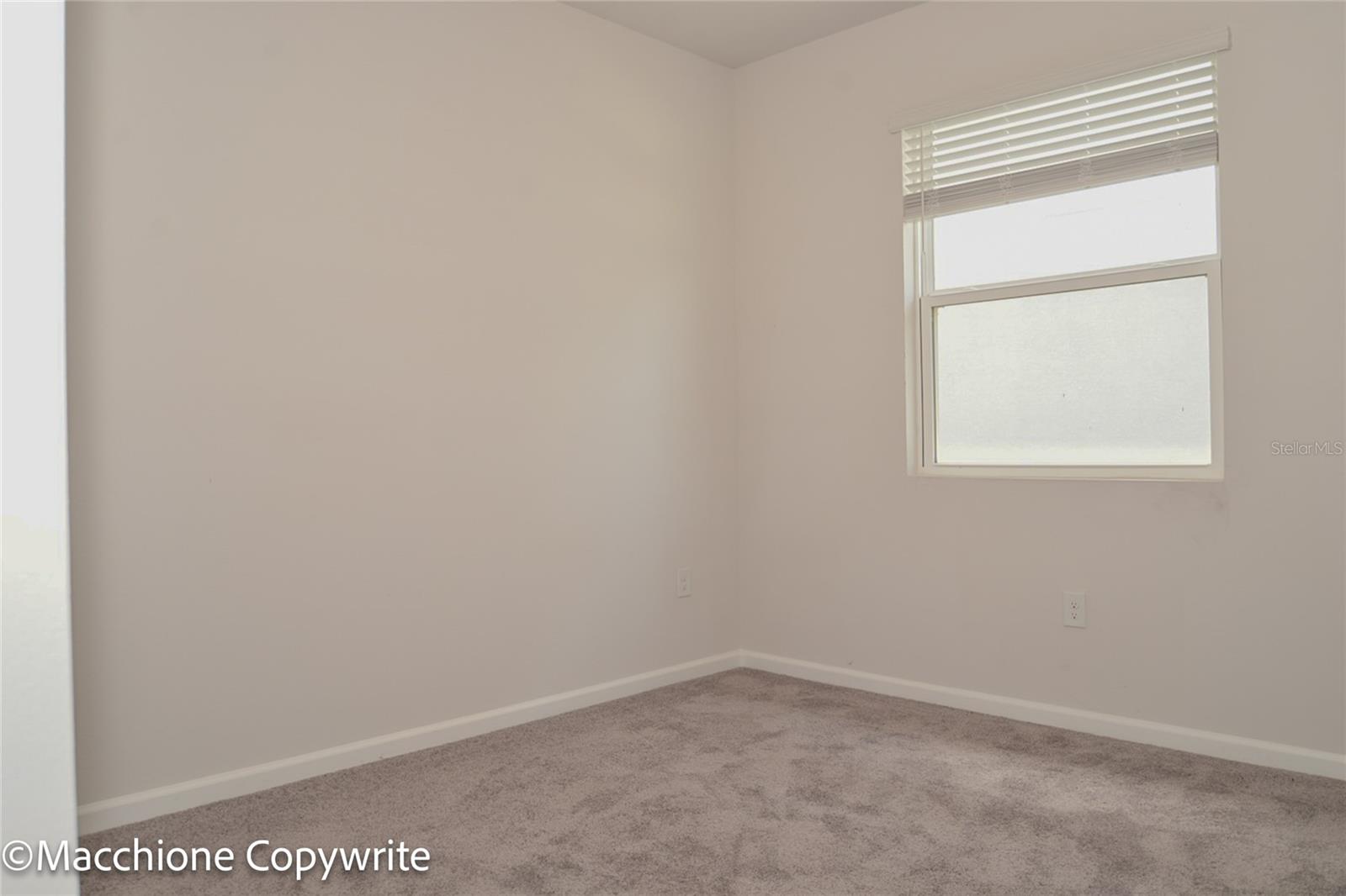 LAKE SMART POINTE - Residential