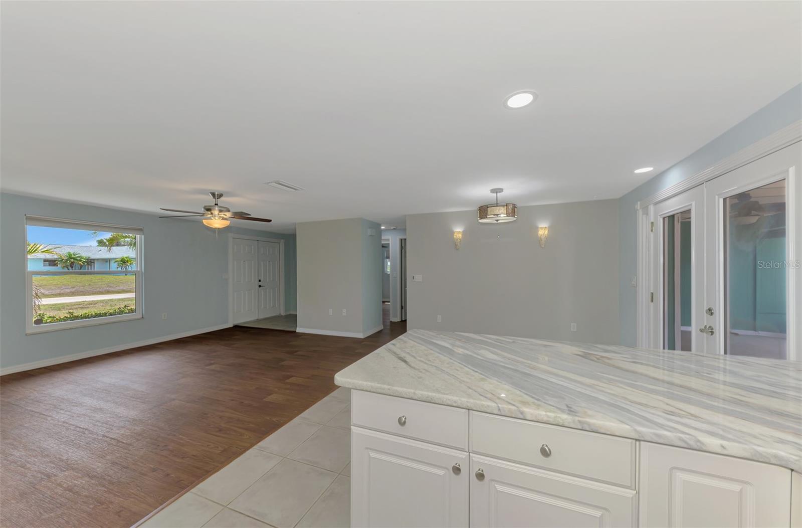 GROVE CITY TERRACE - Residential