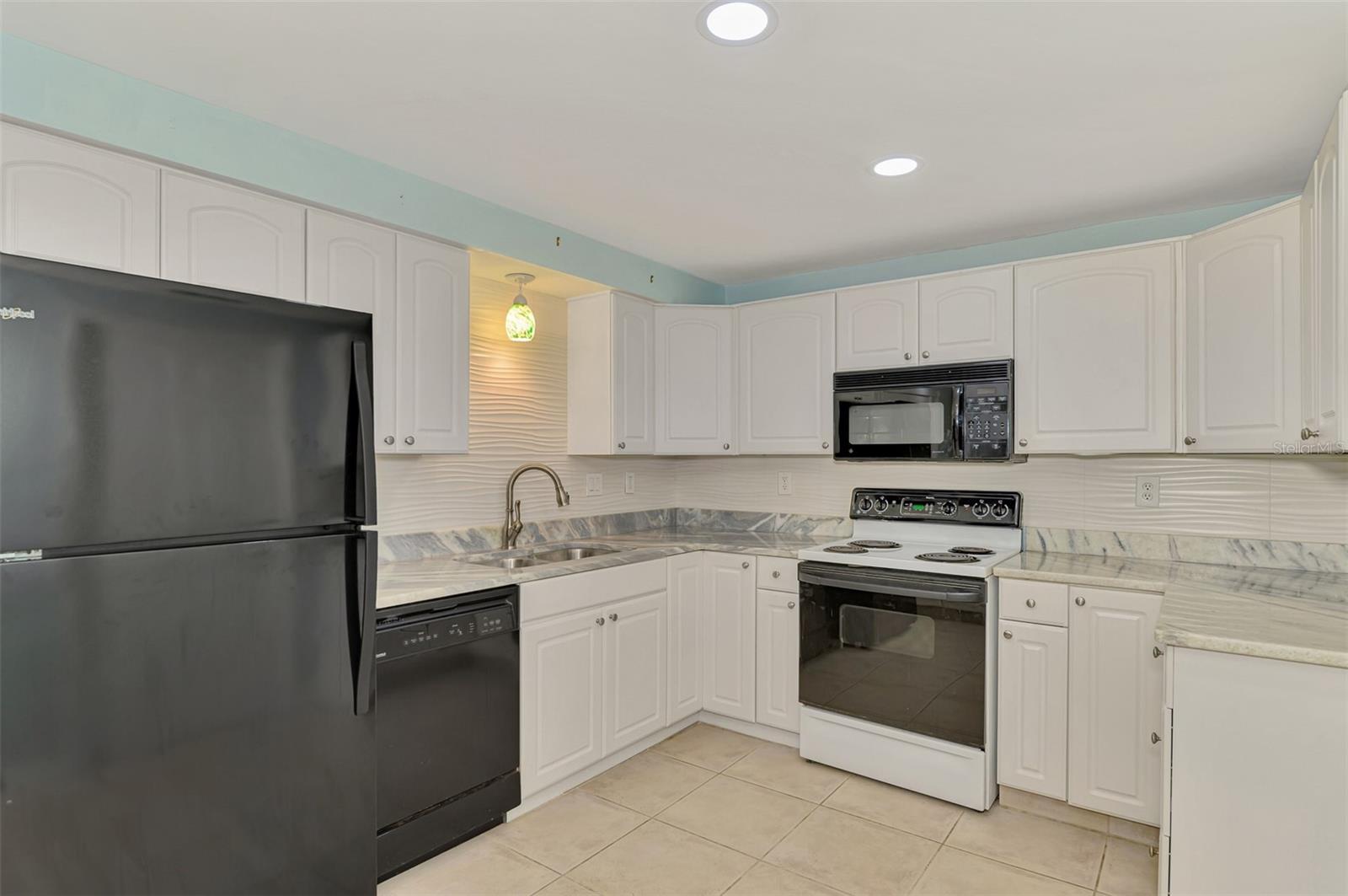 GROVE CITY TERRACE - Residential