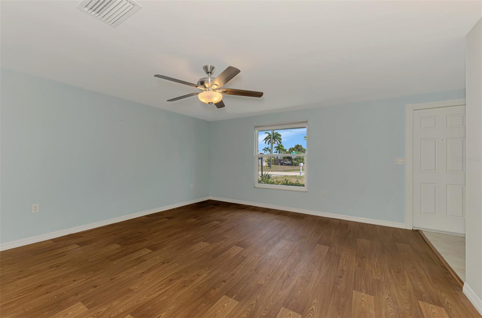 GROVE CITY TERRACE - Residential