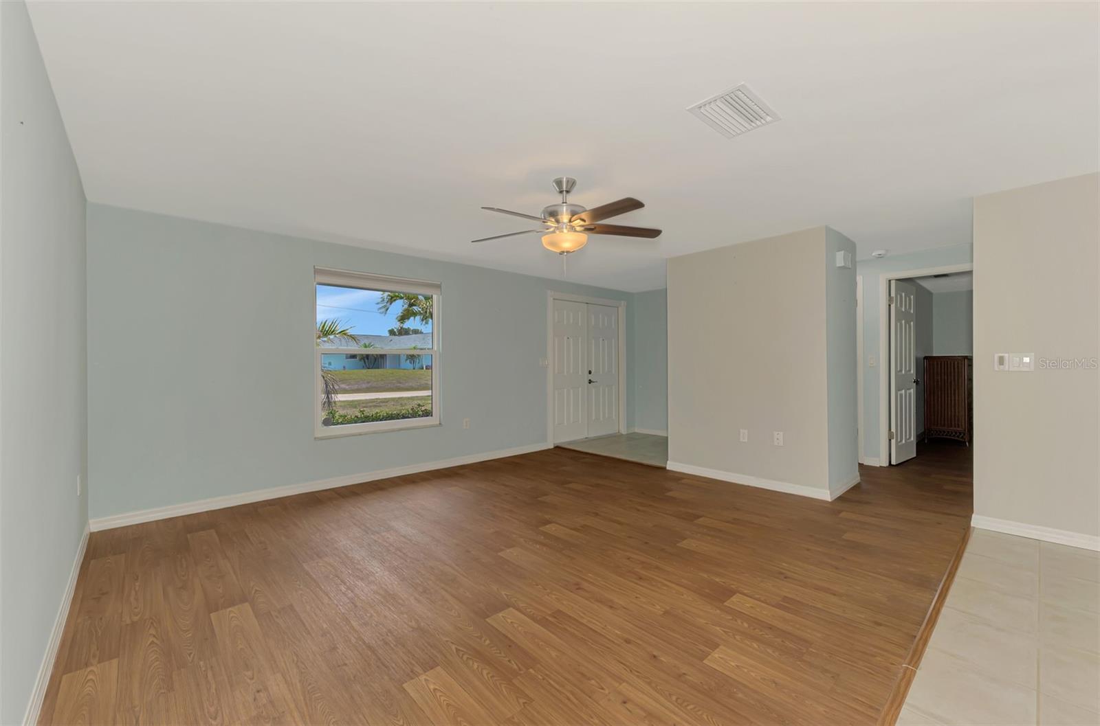 GROVE CITY TERRACE - Residential