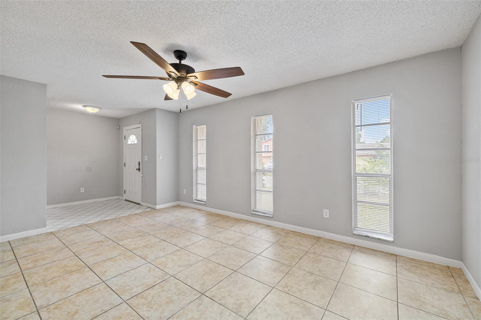 4035 WENDY DRIVE