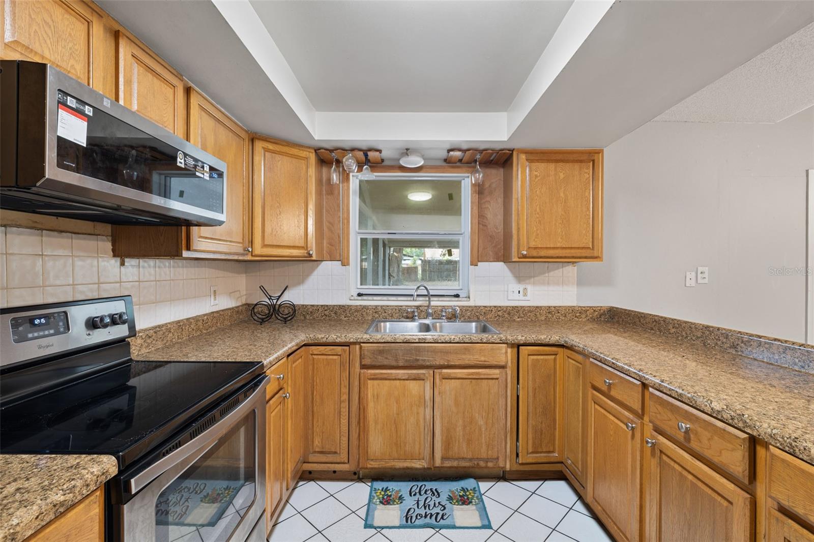 4035 WENDY DRIVE
