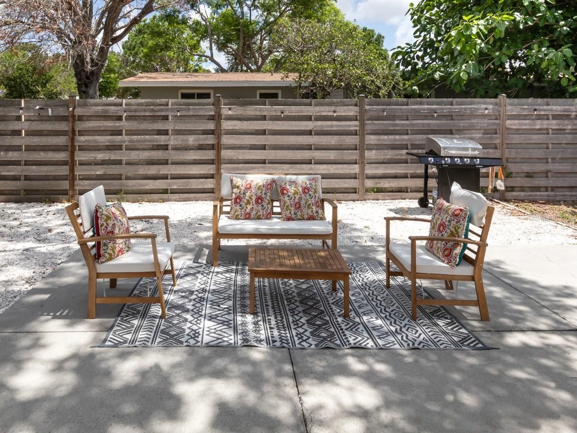 BONITA MANOR - Residential