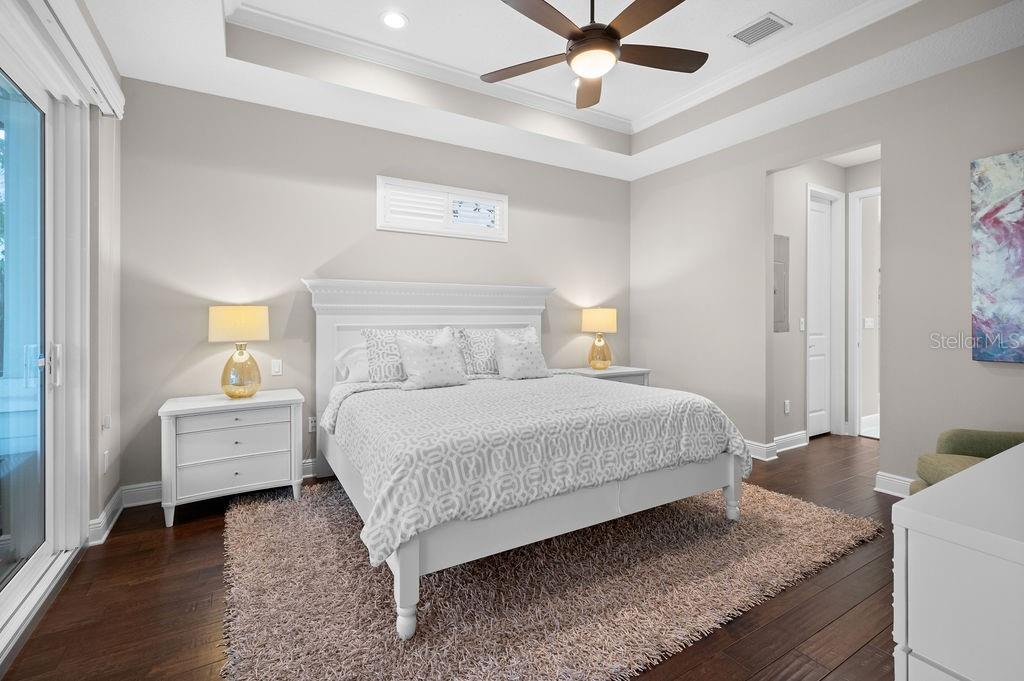 GROVE HEIGHTS - Residential