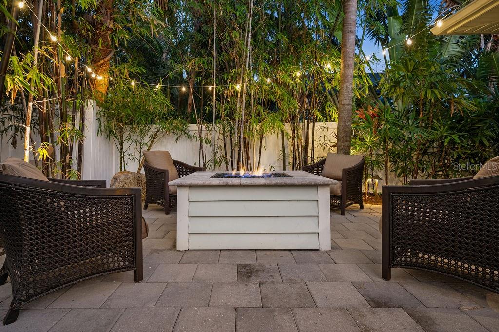 GROVE HEIGHTS - Residential