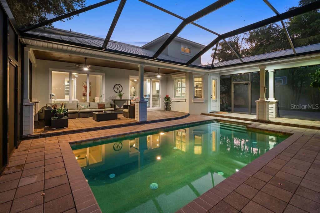 GROVE HEIGHTS - Residential