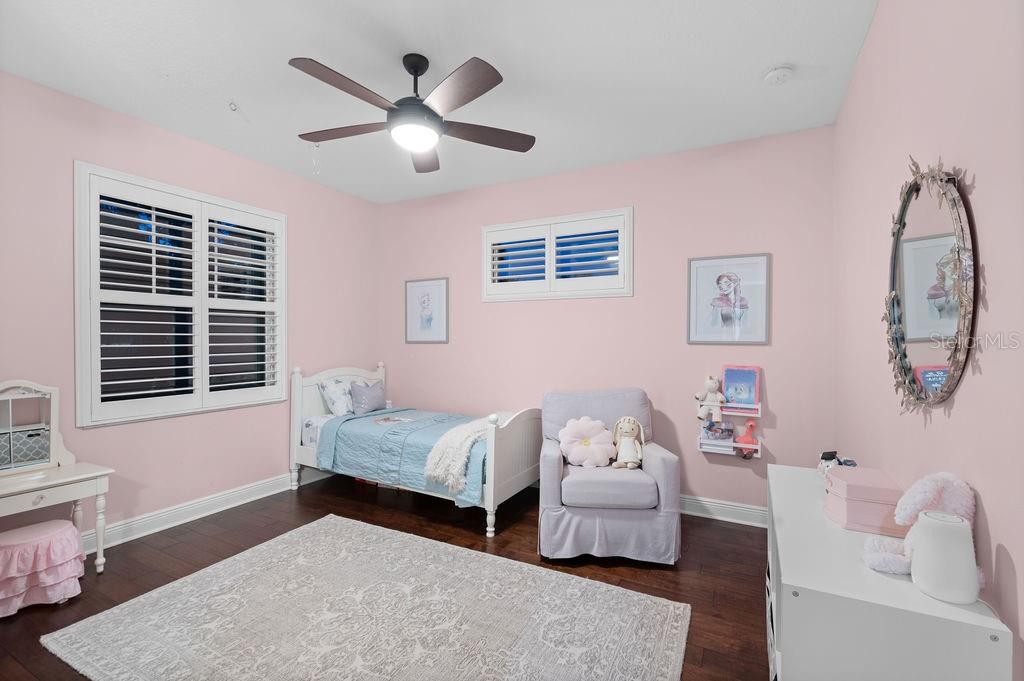 GROVE HEIGHTS - Residential