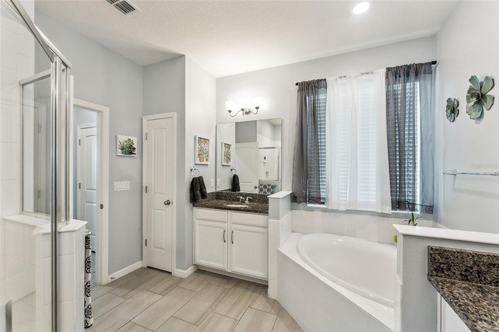 BRIDLEWOOD - Residential