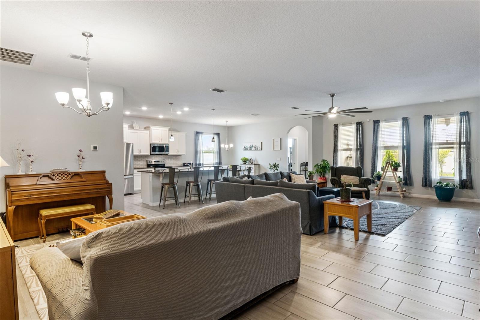 BRIDLEWOOD - Residential