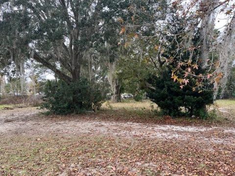 A home in HOMOSASSA