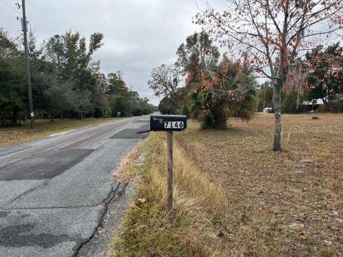 A home in HOMOSASSA