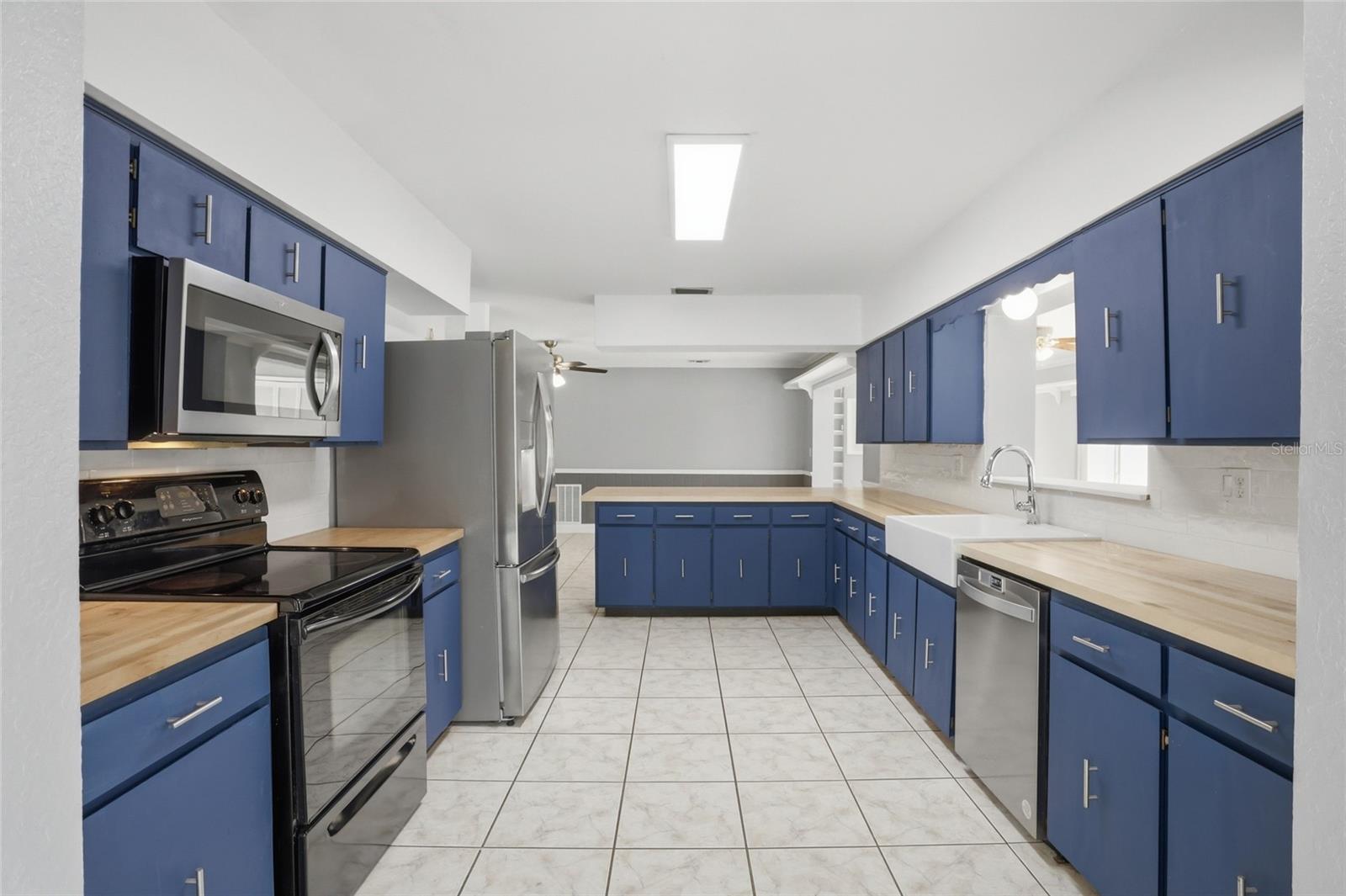 PINE LAKE ESTATES UNIT 2 - Residential