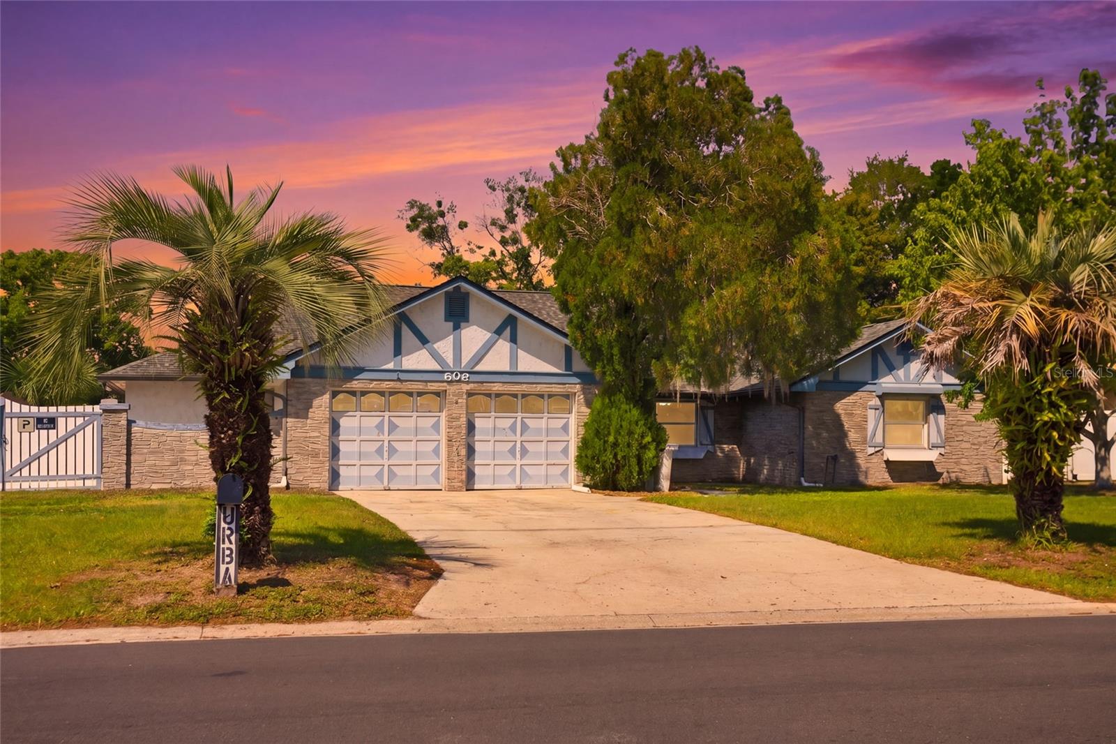 PINE LAKE ESTATES UNIT 2 - Residential