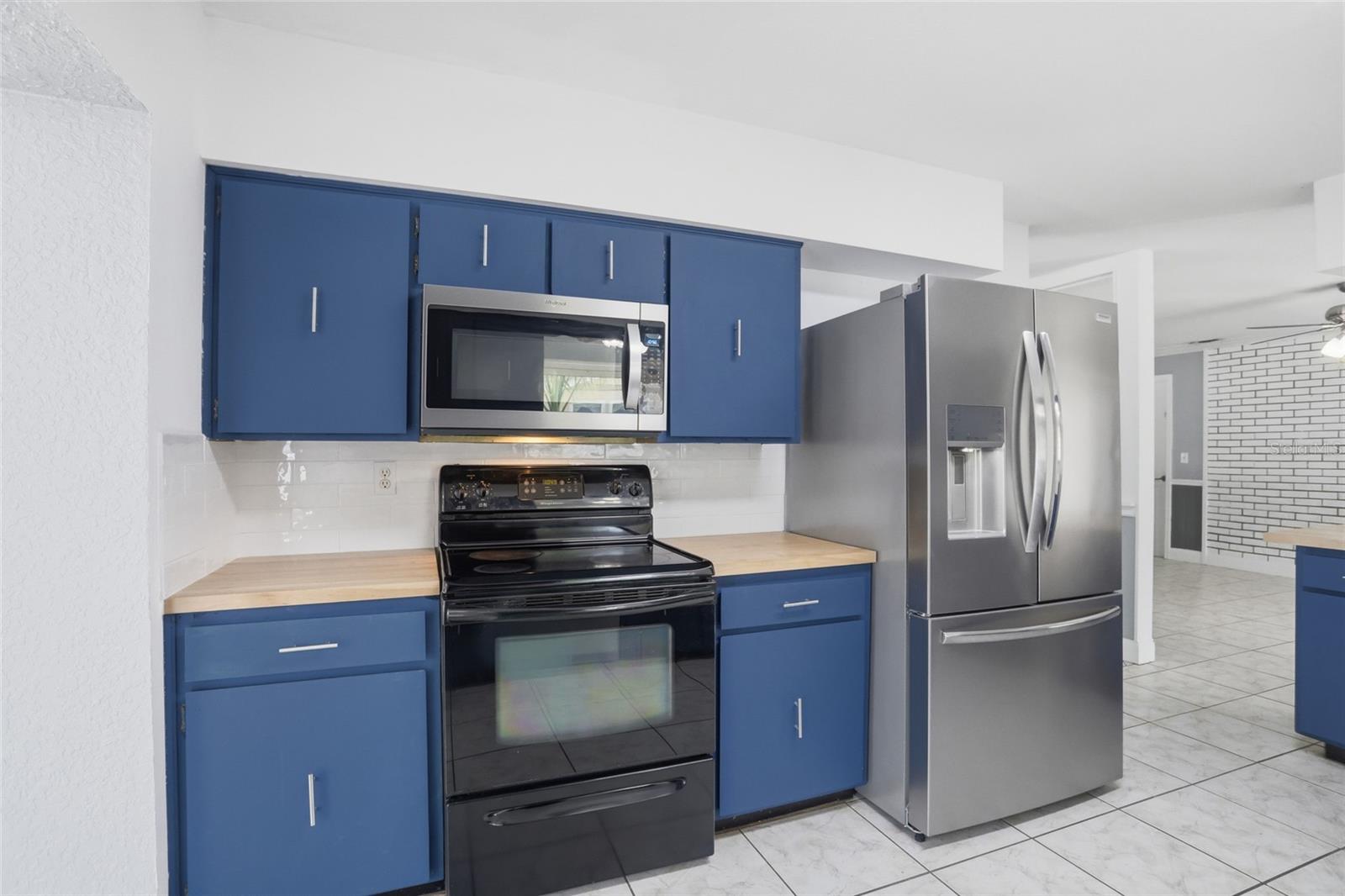 PINE LAKE ESTATES UNIT 2 - Residential