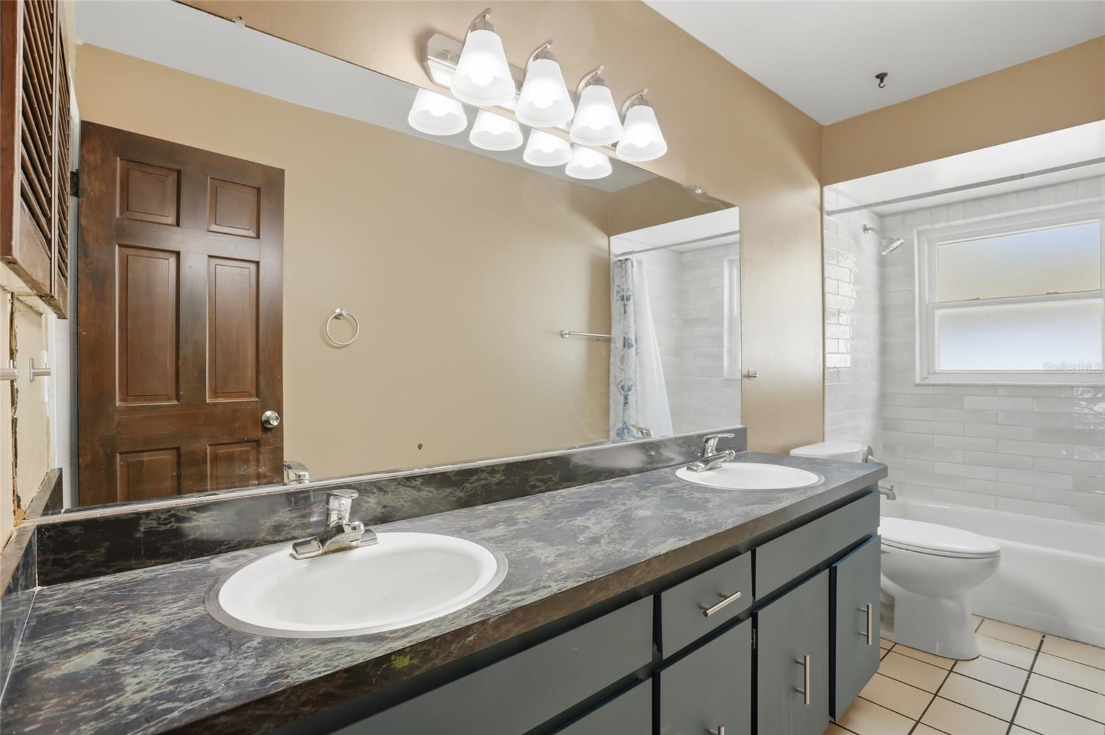 PINE LAKE ESTATES UNIT 2 - Residential