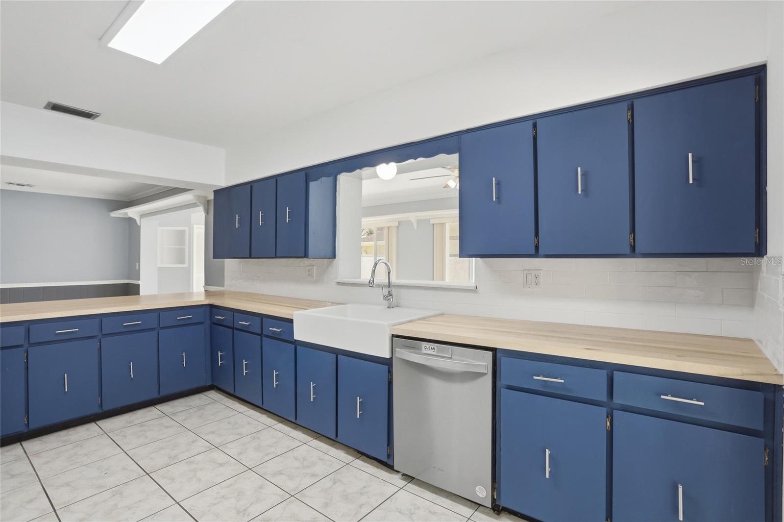 PINE LAKE ESTATES UNIT 2 - Residential