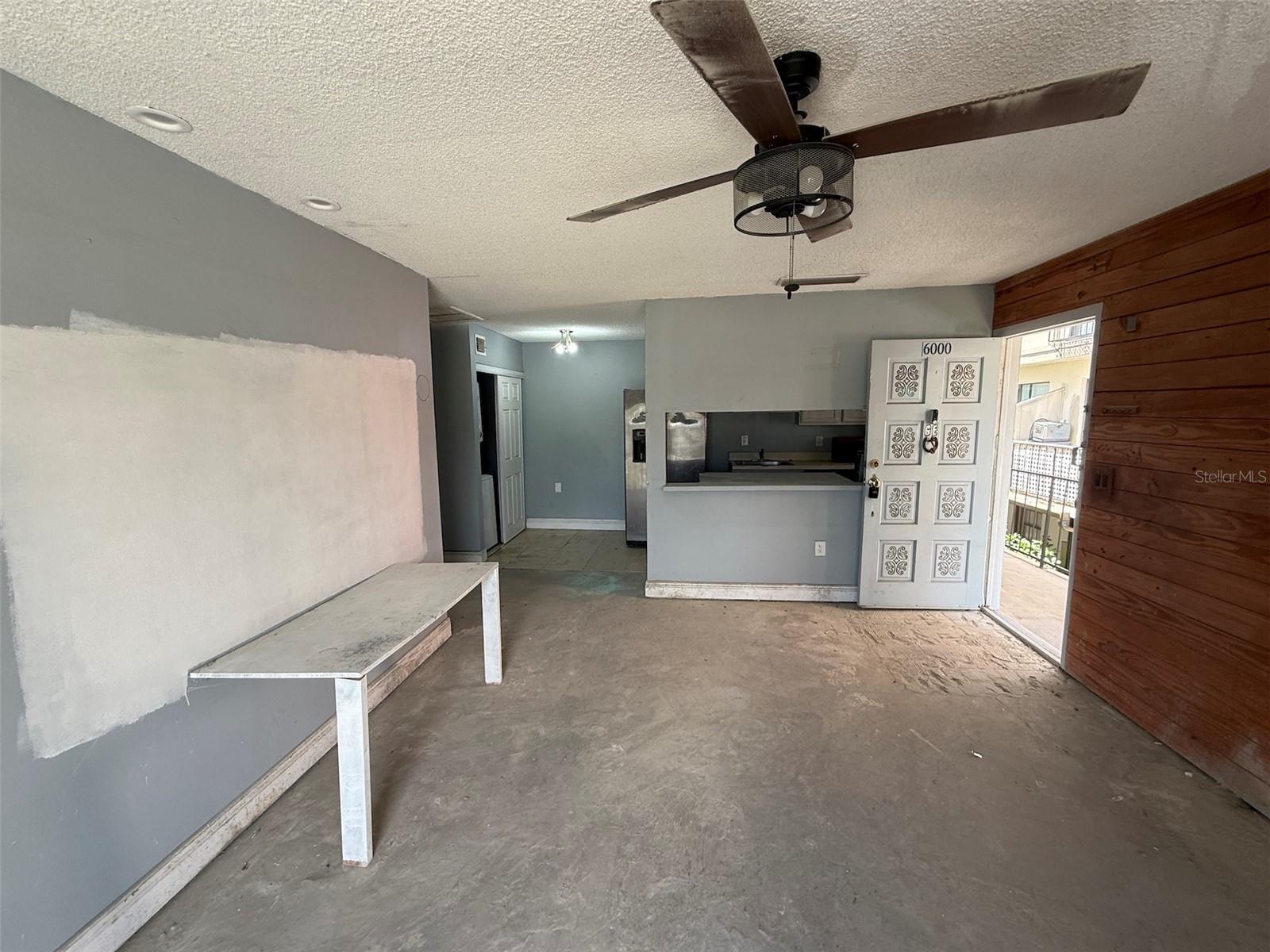 6000 VILLAGE CIRCLE 6000