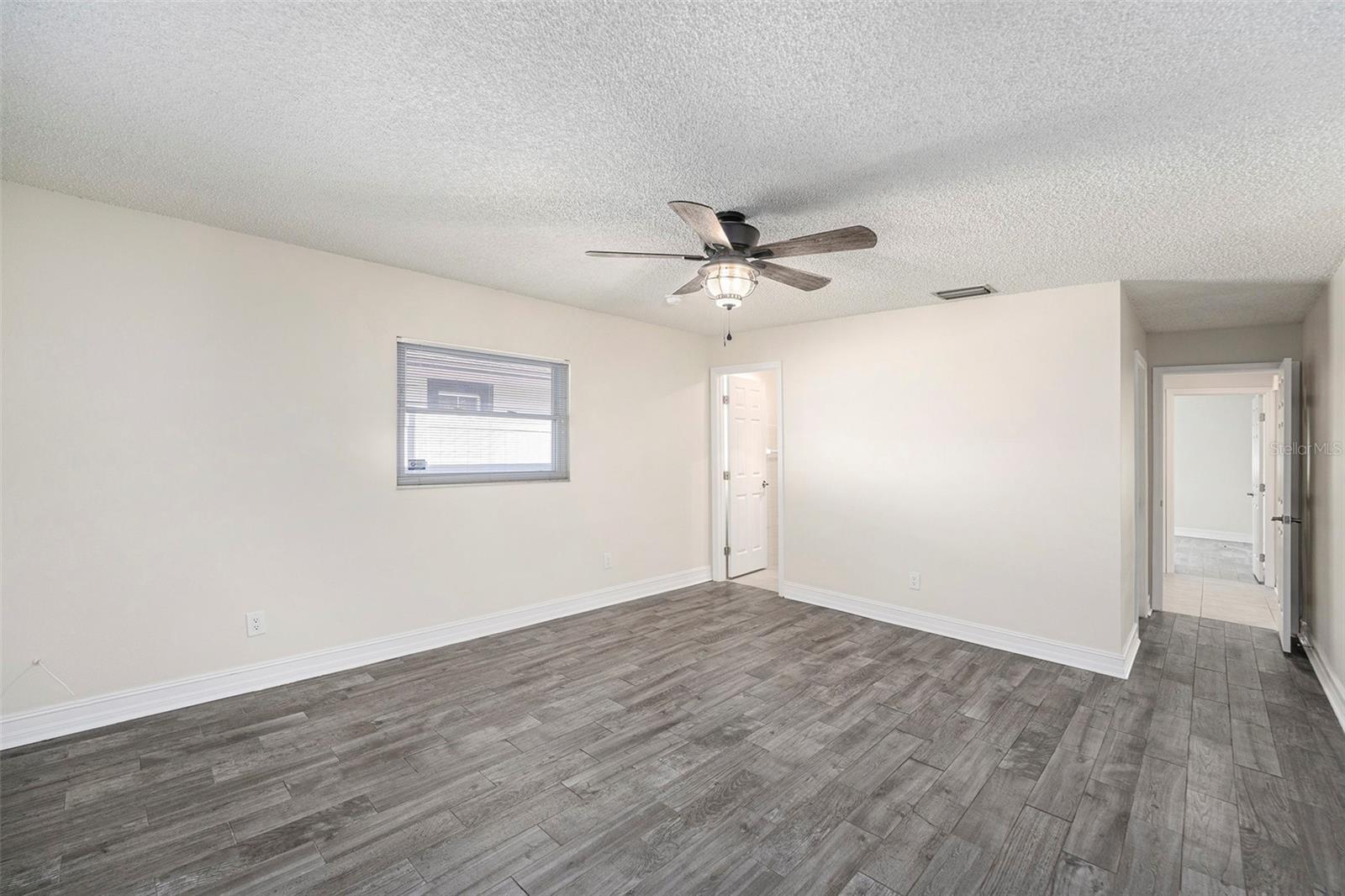 HARBOR PALMS-UNIT THREE - Residential