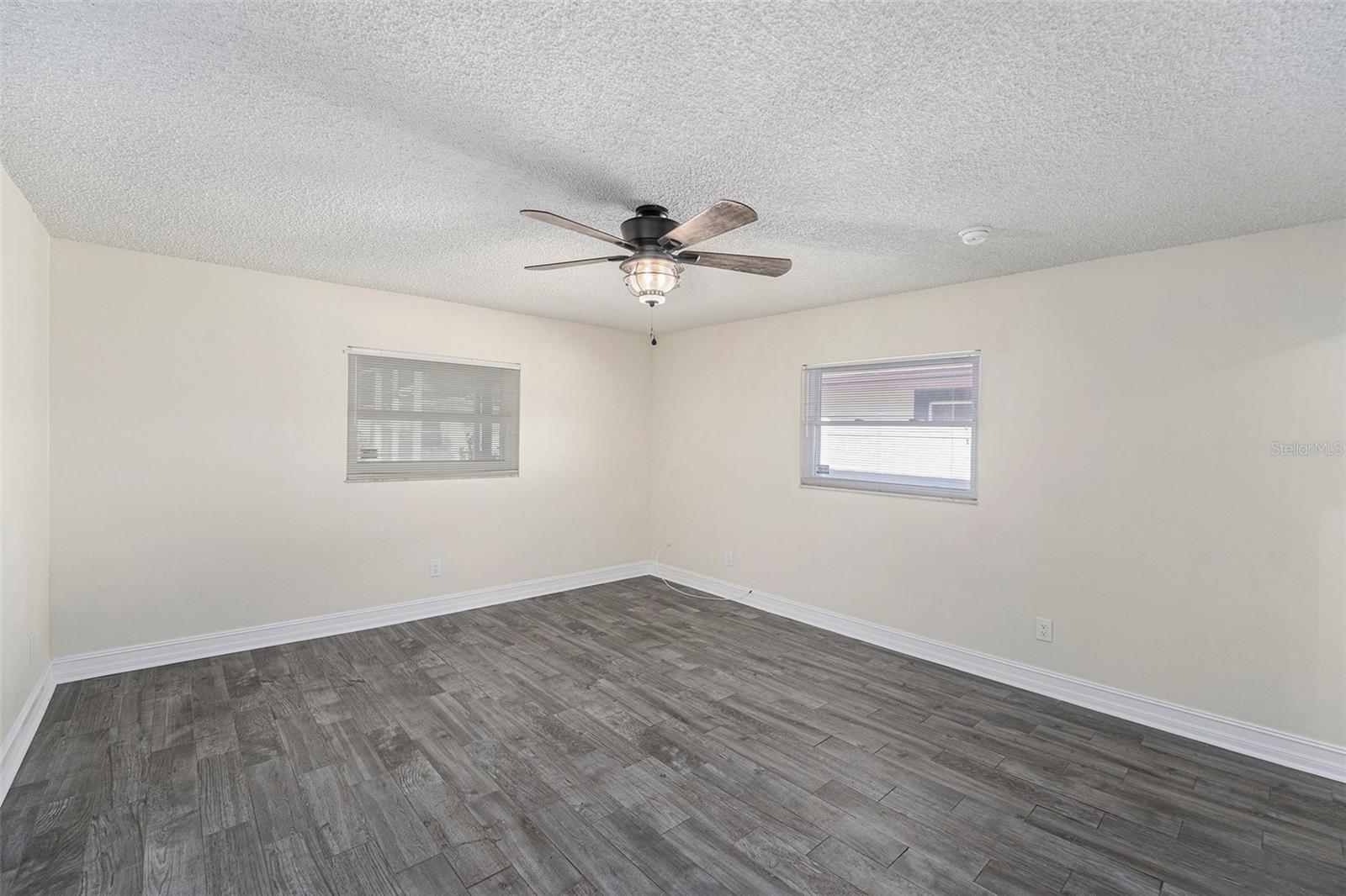 HARBOR PALMS-UNIT THREE - Residential